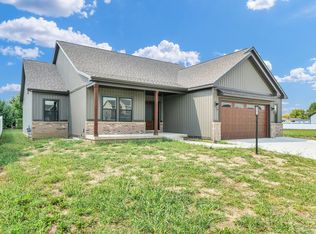 345 Pocono Ave, Morton, IL 61550