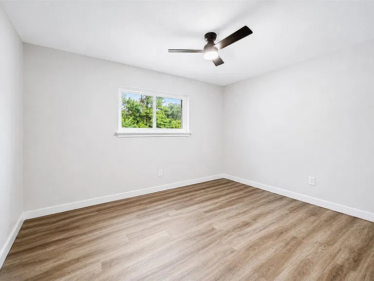 15414 Ripplestream St — Photo 28