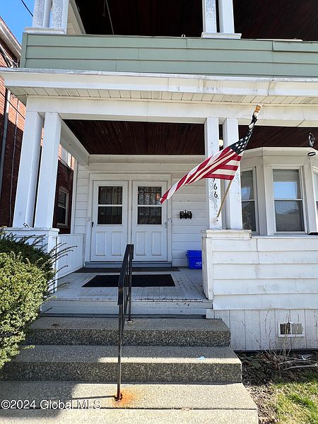 4th image of 2166 13th Street