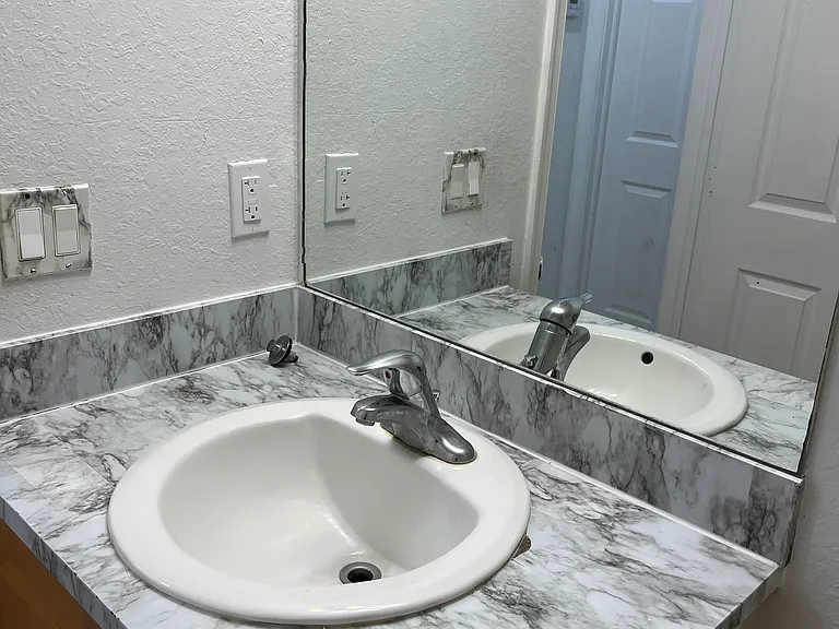 4905 Golfview Blvd #4905 — Photo 3