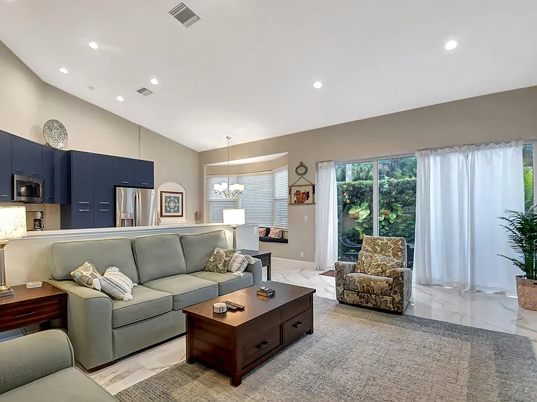 8180 Sandpiper Way — Photo 5