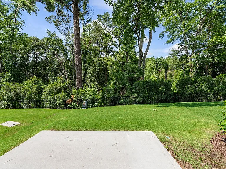 82 Whitesell Way — Photo 16