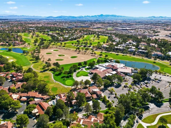 4912 Tierra Del Sol Dr, Las Vegas, NV 89113