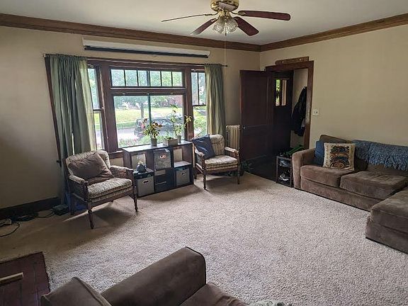 3rd image of 1887 Iglehart Ave #1887