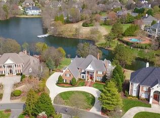 8731 Lake Challis Ln, Charlotte, NC 28226