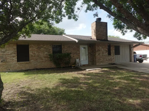 1414 W Torrey St, Granbury, TX 76048