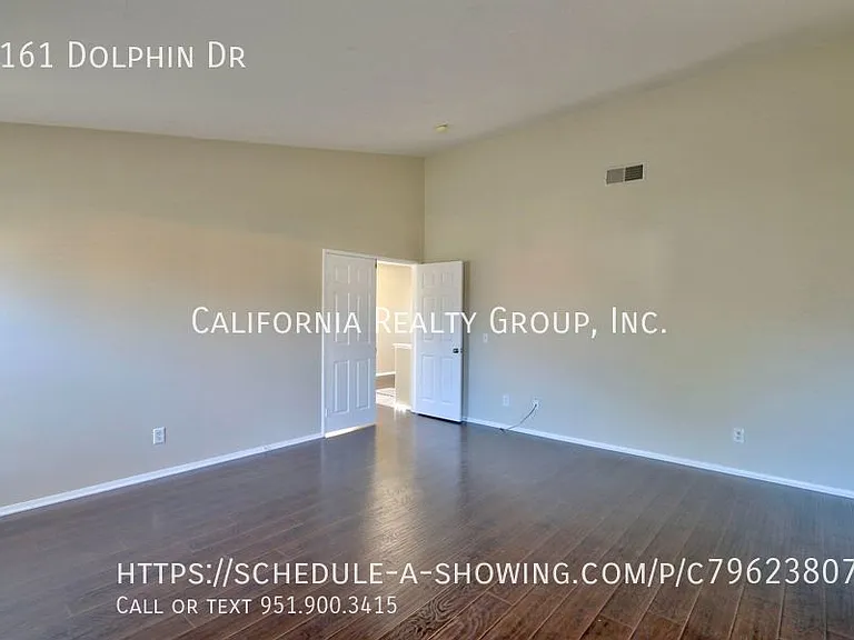 1161 Dolphin Dr — Photo 22
