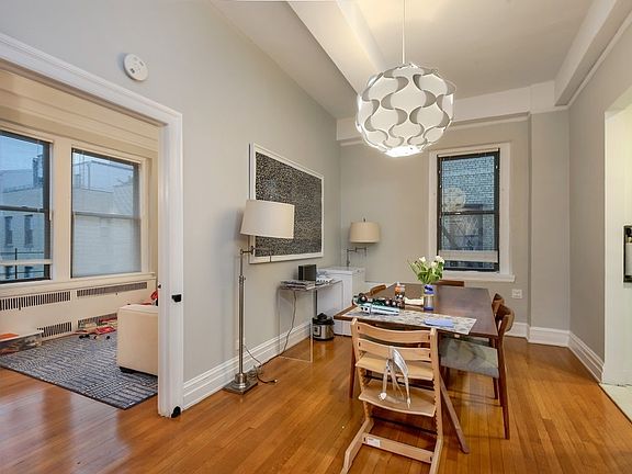 4th image of 525 W End Ave #14FG