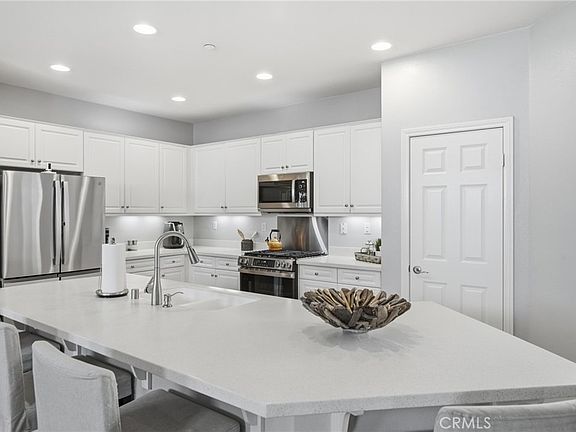 3rd image of 7181 Enclave Dr