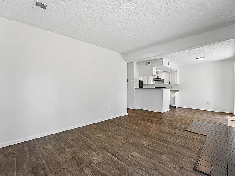 ReNew Foothills — Photo 18