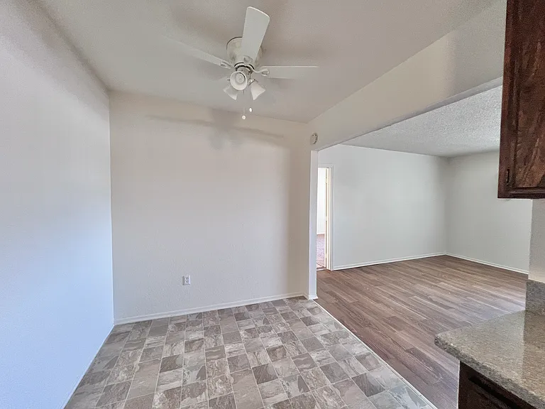 8720 Burnet Ave #21 — Photo 10