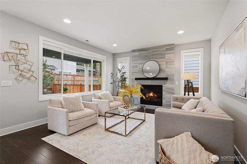 2nd image of 8215 NE 126th Drive