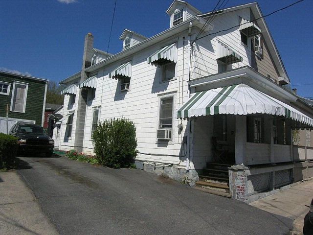 2nd image of 416 Rolling Mill Ave