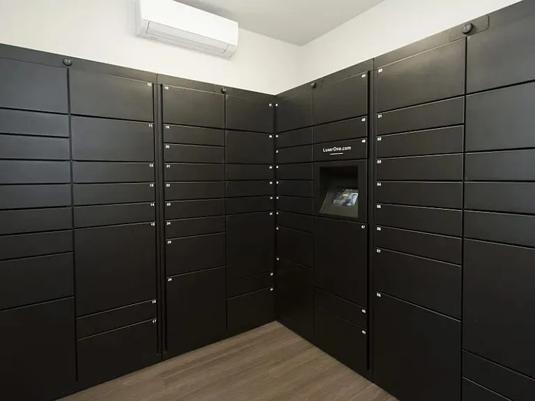 Villagio Luxury Apartments — Photo 29
