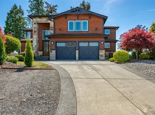 7909 W Golf Course Dr, Blaine, WA