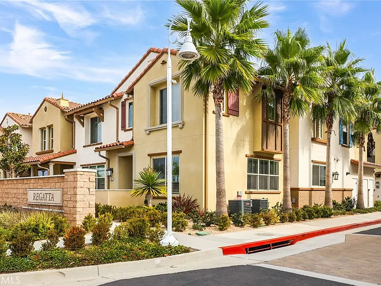 19109 Azul Ln — Photo 1