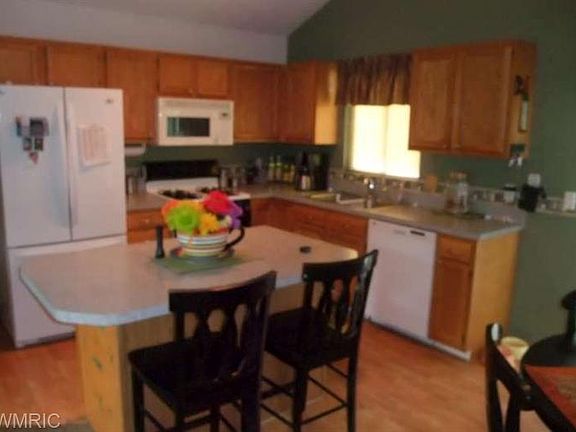 3rd image of 1207 Abby Ct