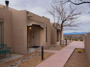 320 Artist Rd, Santa Fe, NM 87501