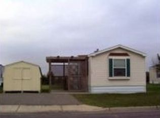 1940 Rosewood Dr, Owatonna, MN 55060