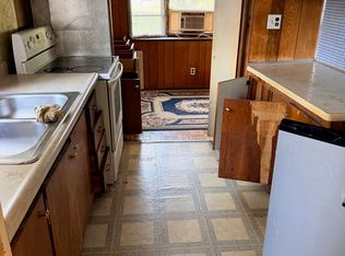 301 Crist St #6, Worthington, IN 47471