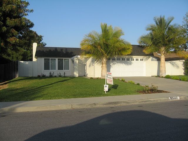 Great Single Story Home