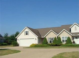 8766 Morgans Run #1A, Olmsted Falls, OH 44138