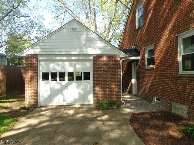 5840 Queens Hwy, Parma Heights, OH 44130 | MLS #5205581 | Zillow