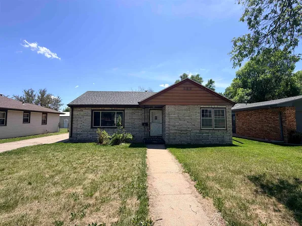 1210 W E Street, North Platte, NE 69101