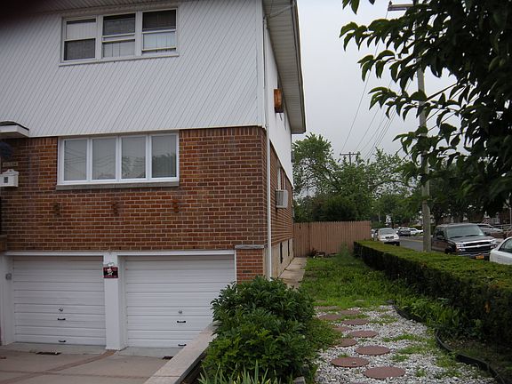 2nd image of 80-04 153rd Avenue