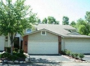 5756 Drake Hollow Dr W, West Bloomfield, MI 48322