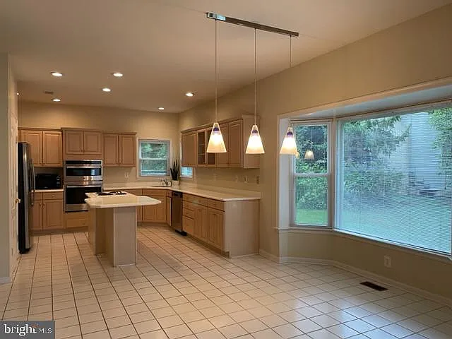 9419 Spruce Tree Cir — Photo 6