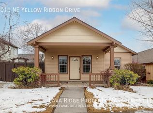 3011 NE Yellow Ribbon Dr, Bend, OR 97701
