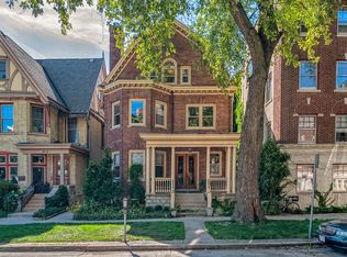 827 N Cass St, Milwaukee, WI 53202