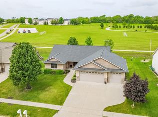 908 SE Trail Ridge Rd, Grimes, IA 50111