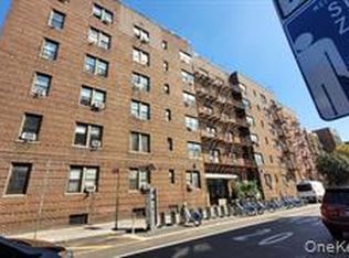 40-05 Ithaca St APT 6D, Queens, NY 11373