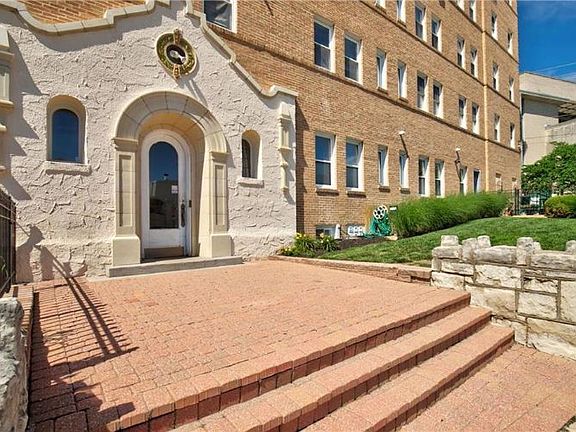 5th image of 4555 Main St APT 203