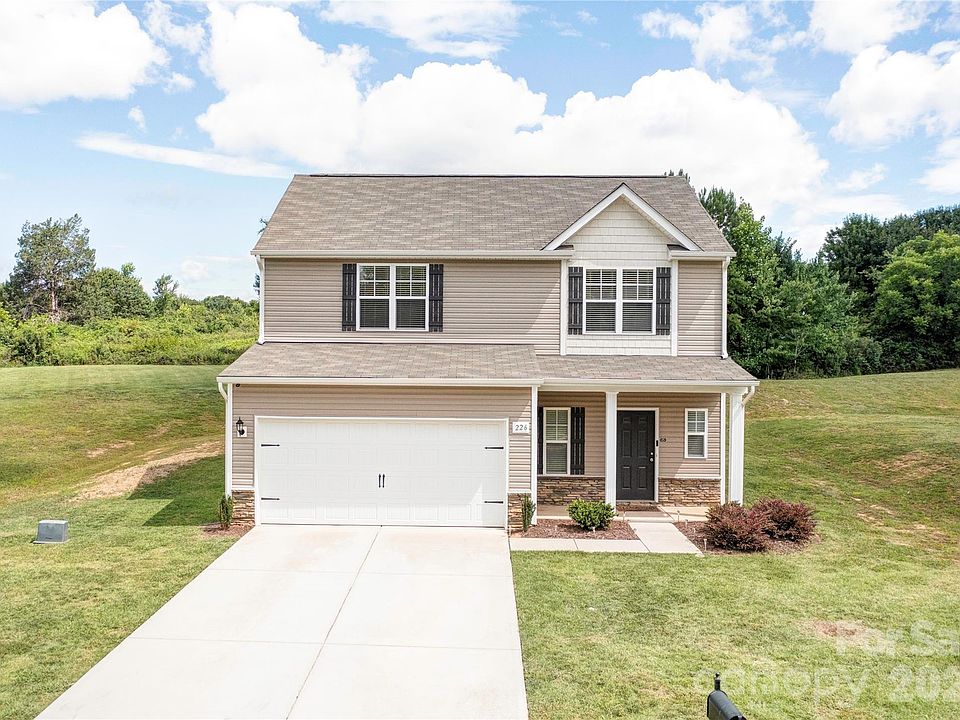 1st image of 226 Lake George Dr