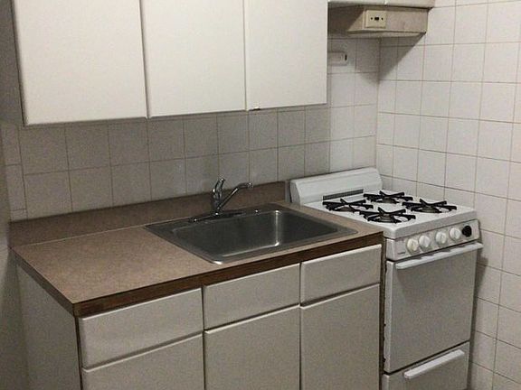5th image of 2277 Atlantic Blvd