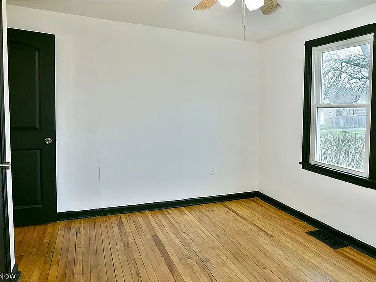 1787 Bonnie Brae Ave NE — Photo 17