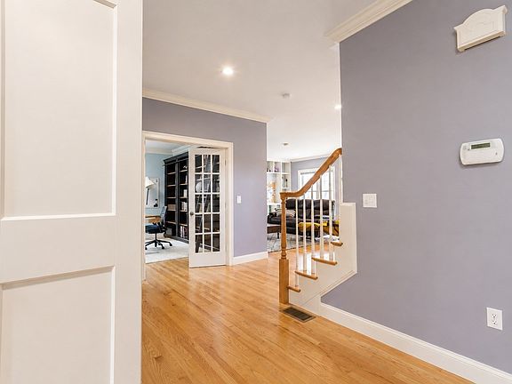 3rd image of 43 Quarry Rd #43