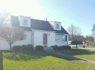 655 Fetzner Rd, Rochester, NY 14626