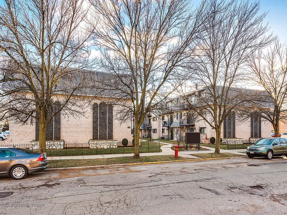1st image of 8519 W Catherine Ave Unit 280