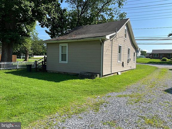 5th image of 8224 Fort Smallwood Rd