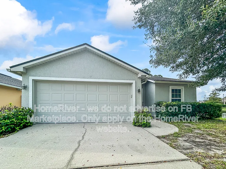 2219 Sotterley Ln — Photo 1