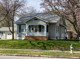2937 Oak St, Quincy, IL 62301