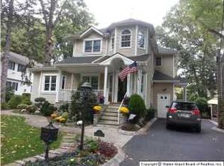 225 Oak Ave, Staten Island, NY 10306