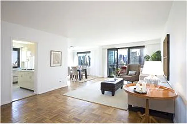 Sold by Marilyn Korn Real Estate | media 26