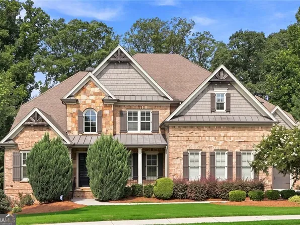 1992 Stonewater Ct, Hoschton, GA 30548