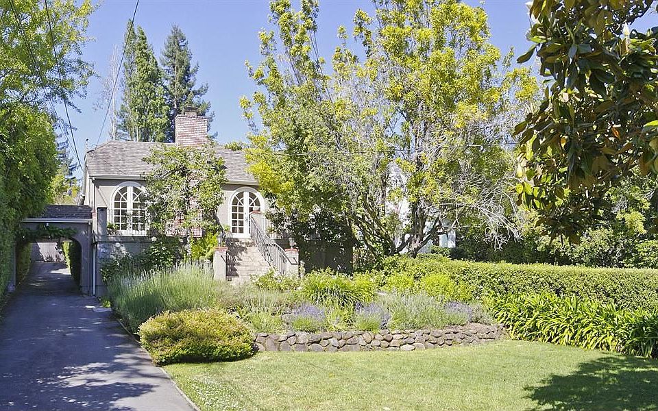 1st image of 149 Pepper Ave