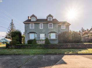 190 N Irving St, Coquille, OR